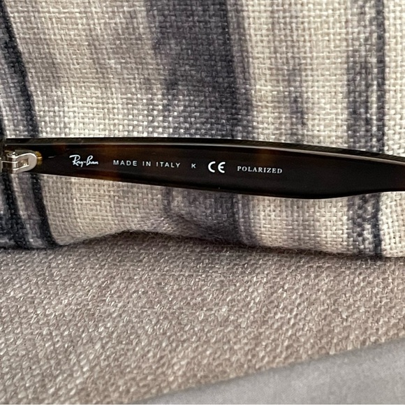 ⭐️COA⭐️RAY-BAN Polarized Sunglasses w/case & cloth~coolest Vintage frames - Picture 10 of 13